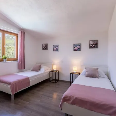 Villa Stari Hill Willa