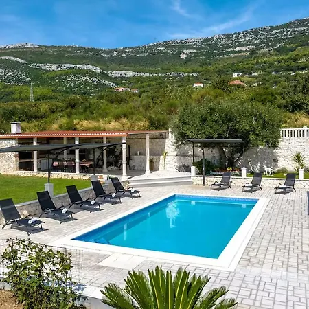 Villa Stari Hill Kaštel Stari